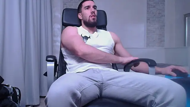 IvanHydee online show from 10/05/25, 04:55