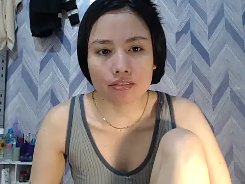 UrKitty lover18 online show from 02/23/26, 07:11