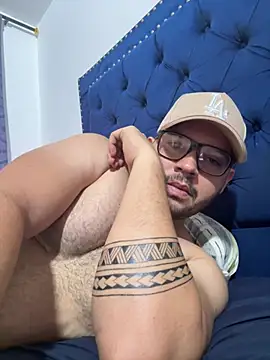 Snapshot of 199190 chatting on 02/01/26, 02:04 199190 online show from 02/01/26, 02:04