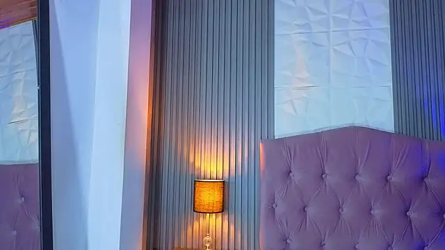 Bonnali lune online show from 03/19/26, 07:40