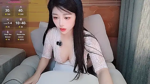 Coco--01 online show from 04/29/26, 01:10