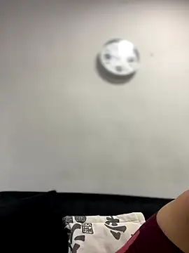 JuanitaMore01 online show from 09/18/25, 04:09