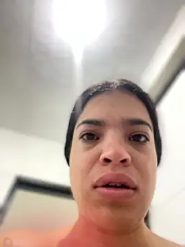 JuanitaMore01 online show from 01/08/26, 12:29