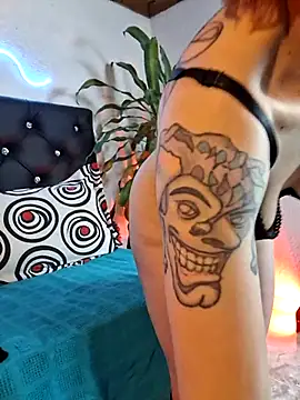 AliciaWhite online show from 09/29/25, 11:59