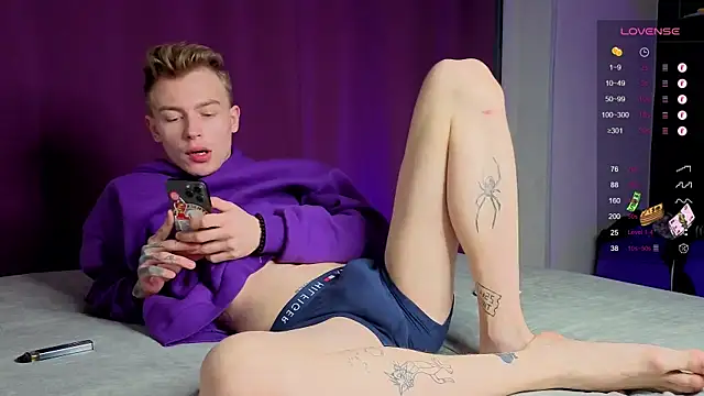 callmealexthx online show from 11/29/25, 01:47