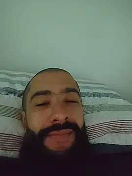 Snapshot of FranccoJ chatting on 11/12/25, 03:51 FranccoJ online show from 11/12/25, 03:51