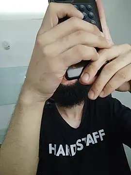 Snapshot of FranccoJ chatting on 11/14/25, 03:11 FranccoJ online show from 11/14/25, 03:11