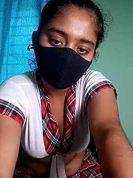 shrutee12 online show from 03/26/26, 07:14