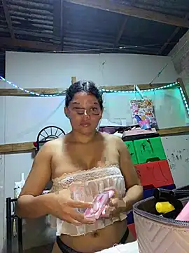 Snapshot of Rico02j chatting on 07/06/26, 02:30 Rico02j online show from 07/06/26, 02:30