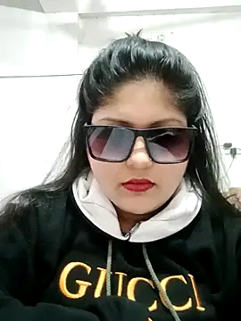 Nusrat-N online show from 12/21/25, 03:57