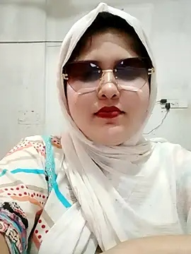 Snapshot of Nusrat-N chatting on 07/23/26, 01:58 Nusrat-N online show from 07/23/26, 01:58