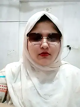 Snapshot of Nusrat-N chatting on 07/25/26, 01:15 Nusrat-N online show from 07/25/26, 01:15