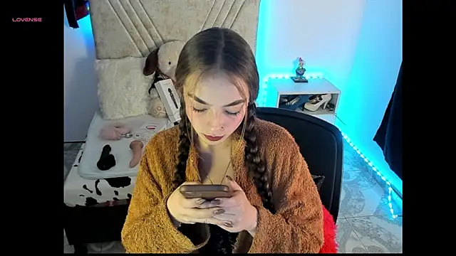 Mia Victoria22 online show from 04/25/26, 02:36