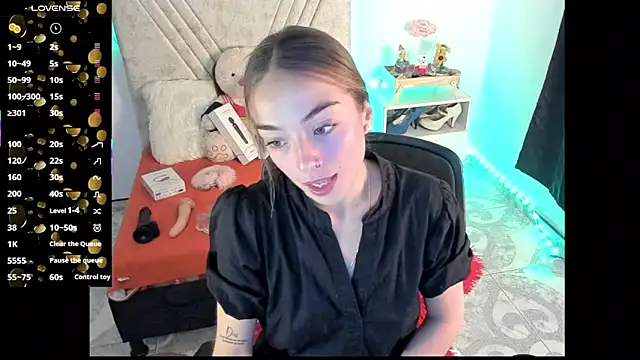 Snapshot of Mia_Victoria22 chatting on 07/05/26, 02:29 Mia Victoria22 online show from 07/05/26, 02:29