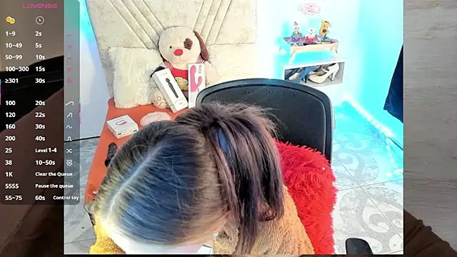Snapshot of Mia_Victoria22 chatting on 07/15/26, 01:44 Mia Victoria22 online show from 07/15/26, 01:44
