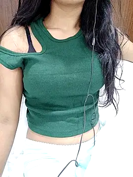 trending tamizhachii online show from 09/23/25, 01:52