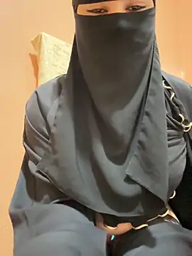  Laiali  online show from 11/20/25, 12:16