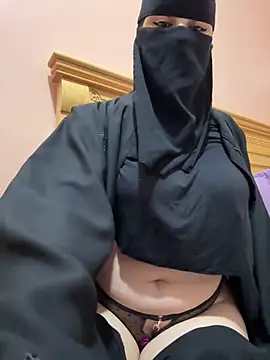  Laiali  online show from 03/05/26, 10:17