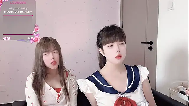 TT-XXTT online show from 10/15/25, 12:33