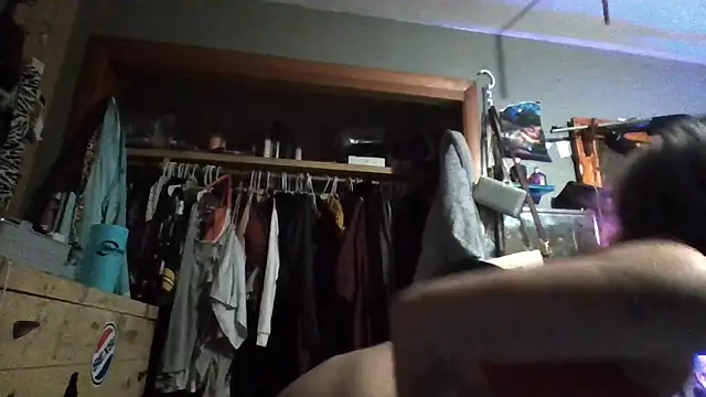 flavi1996 online show from 12/20/25, 07:15