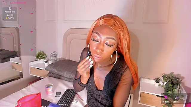 Anamonrroe online show from 09/18/25, 01:57