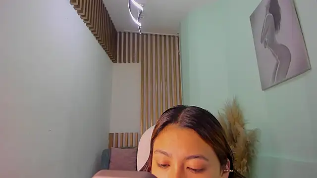 Snapshot of MacarenaRosse chatting on 09/28/25, 07:30 MacarenaRosse online show from 09/28/25, 07:30