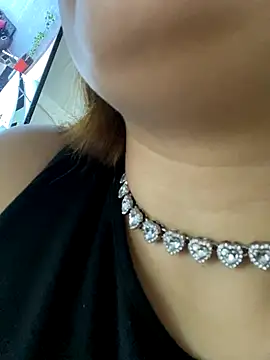 Snapshot of MacarenaRosse chatting on 10/14/25, 07:47 MacarenaRosse online show from 10/14/25, 07:47