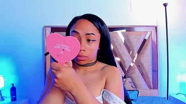 Snapshot of Katy_ortiiz chatting on 01/19/26, 11:36 Katy ortiiz online show from 01/19/26, 11:36