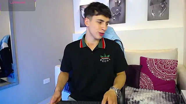 AdrianRinaldi online show from 09/27/25, 08:14