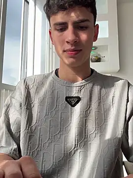 AdrianRinaldi online show from 10/20/25, 08:31