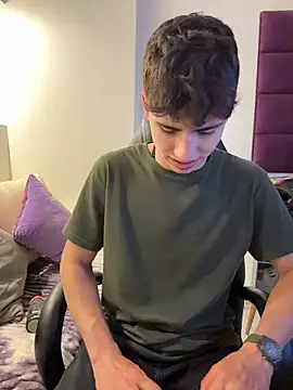 AdrianRinaldi online show from 11/25/25, 08:20