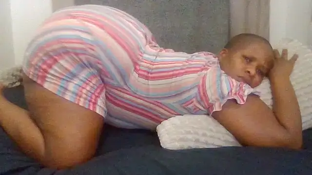 Snapshot of SexyNonnyy chatting on 09/23/25, 07:39 SexyNonnyy online show from 09/23/25, 07:39