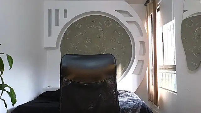 Rafael Mendezz online show from 10/04/25, 08:40