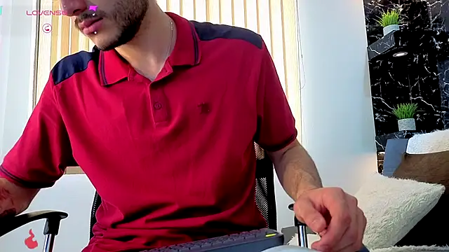 Rafael Mendezz online show from 12/04/25, 08:28