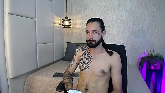 Hisoka 011 online show from 02/18/26, 08:27