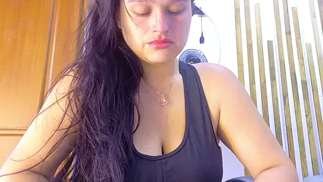 Snapshot of Jennifer_Vega1 chatting on 05/19/26, 08:48 Jennifer Vega1 online show from 05/19/26, 08:48