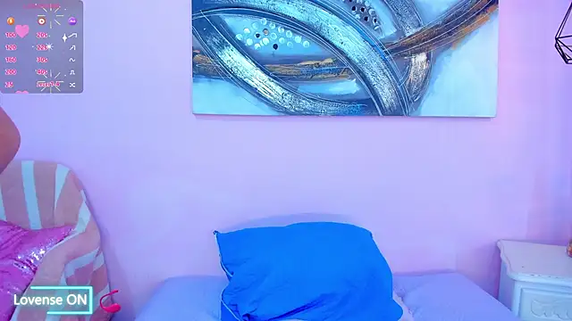 Sharlot Gallego online show from 09/24/25, 10:24