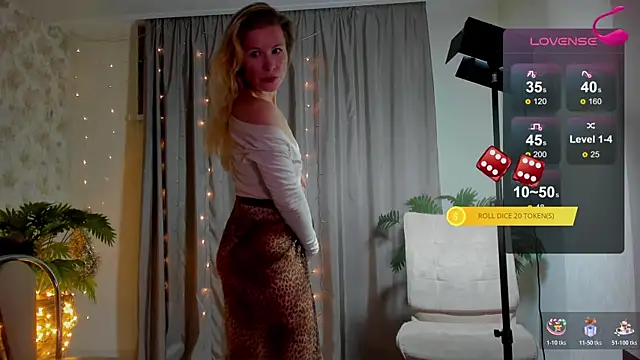 Snapshot of Julia_Giulia chatting on 01/09/26, 10:22 Julia Giulia online show from 01/09/26, 10:22