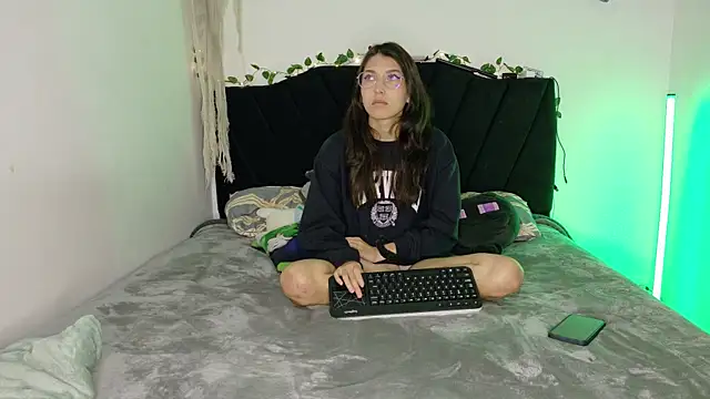 Conor Taylor online show from 10/07/25, 03:53