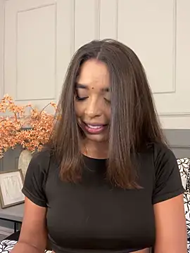 AnnyVega  online show from 10/25/25, 09:42