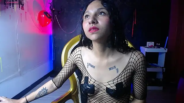 Sweettpleasure online show from 09/13/25, 01:33