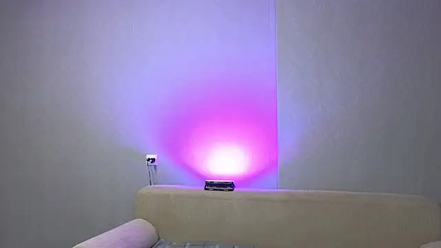 Somniyaa online show from 04/10/26, 10:03