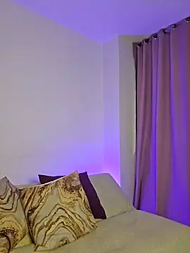 AliishaPss online show from 12/04/25, 08:06