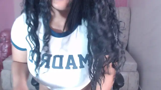 ambar fox s online show from 04/16/26, 03:07