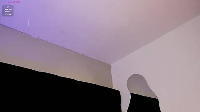 Snapshot of Foxy_katt chatting on 10/10/25, 12:48 Foxy katt online show from 10/10/25, 12:48