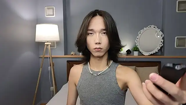 Snapshot of okerriella chatting on 10/02/25, 02:02 okerriella online show from 10/02/25, 02:02