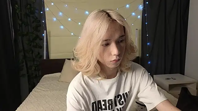 Snapshot of okerriella chatting on 01/14/26, 08:31 okerriella online show from 01/14/26, 08:31