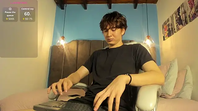 Oscar and dani online show from 04/11/26, 03:11