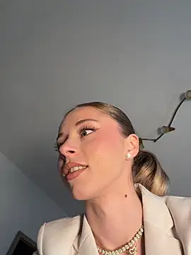 BabyAnais online show from 04/28/26, 04:23