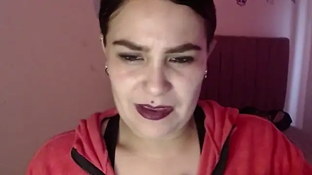 Salma deep online show from 09/13/25, 01:44